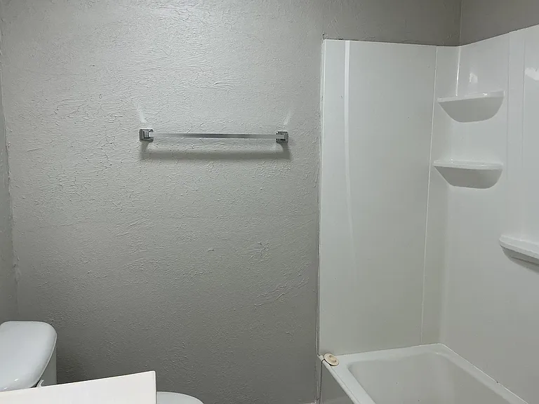 279 Tinker Hill Cv #A — Photo 7
