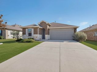 1405 Parkwood, Seguin, TX 78155