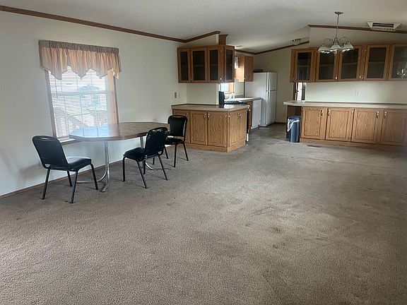 3rd image of 1030 Carbonera Ave
