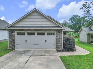 206 Mabry St, Spartanburg, SC 29301