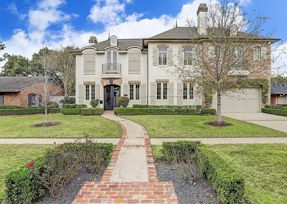 1st image of 3738 Meadow Lake Ln