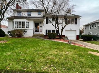 454 Garden St, East Meadow, NY 11554