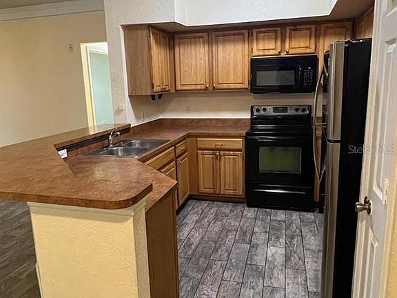 5th image of 13025 MULBERRY PARK DRIVE #311