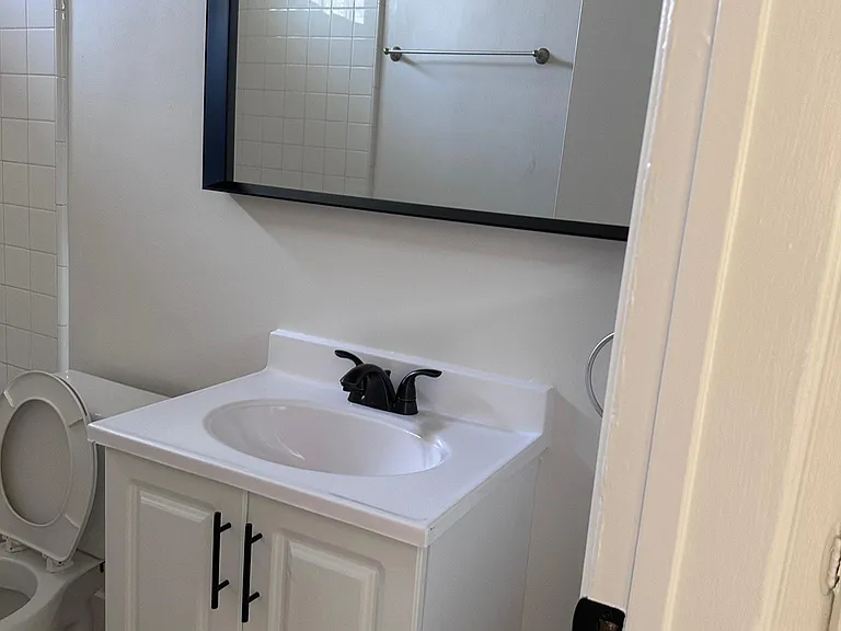 bathroom unit 9