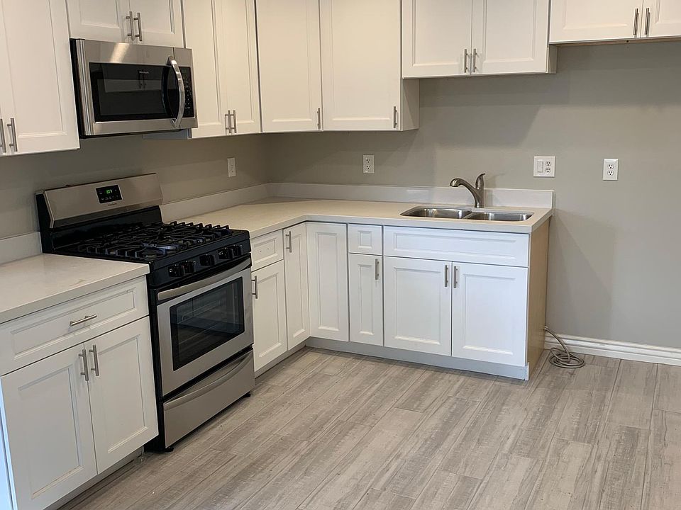 1st image of 2432 E McArthur Dr