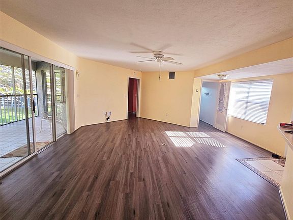 3rd image of 3224 SE Aster Lane #O-217
