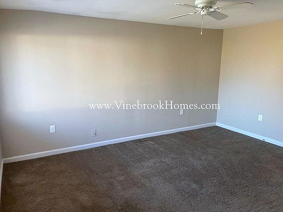 4th image of 1100 Primrose Dr