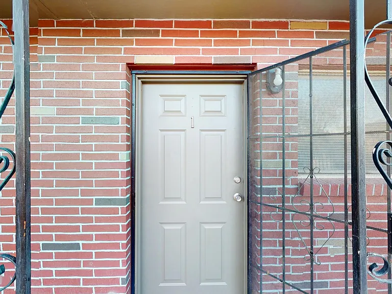 Renovated & Loaded 2 Bed Apts in Ridgecrest- Best Nat. Light in ABQ — Photo 21