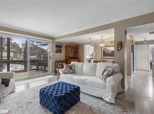 6855 Glen Erin Dr #36, Mississauga, ON L5N1P6