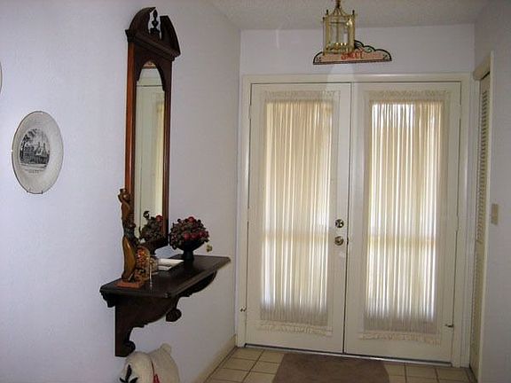 3rd image of 2014 Teakwood Ln