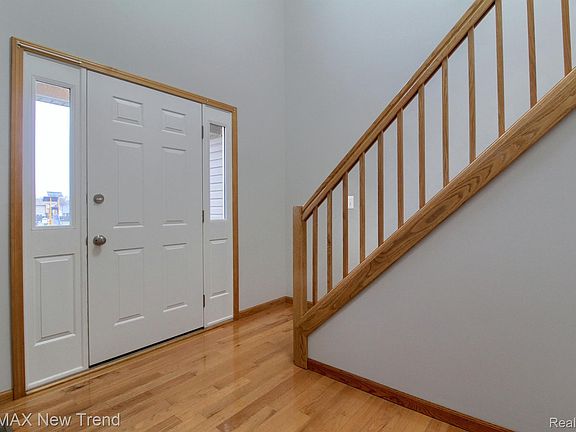 3rd image of 508 Heartwood Ln
