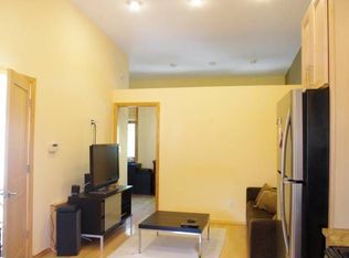 89 Ainslie St, Brooklyn, NY 11211