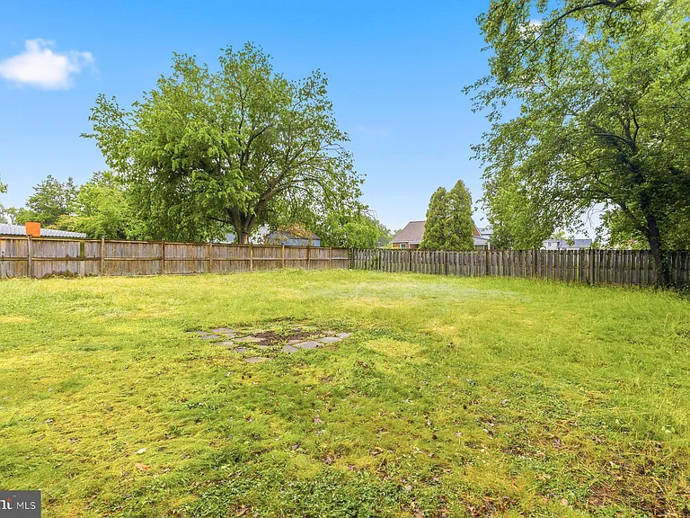 4810A Wheeler Rd — Photo 28