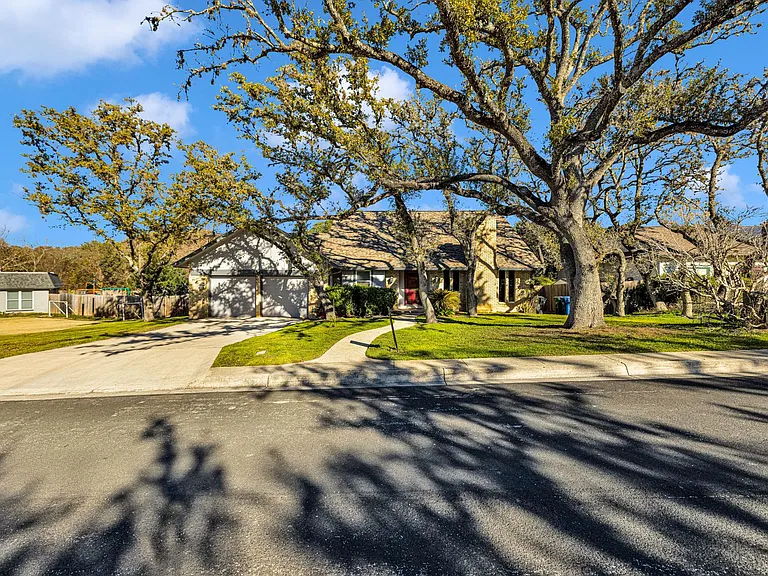 11506 Whisper Cir — Photo 2