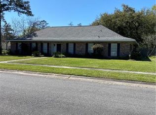 1405 University Dr, Hammond, LA 70401