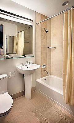 5th image of 200 W 67th St APT 10C