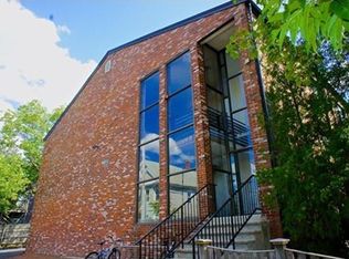 10 Roberts St APT 10, Somerville, MA 02145