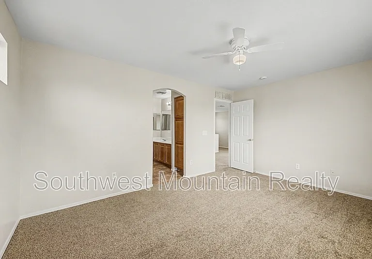 1399 E Saguaro Trl — Photo 12