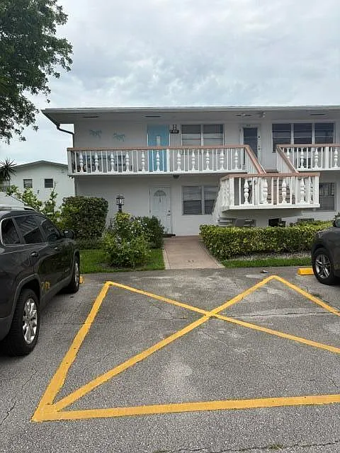 2 bed, 1.5 bath, 798 sqft, $1,650 — Photo 3