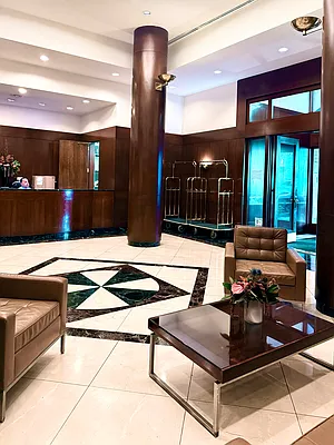 Rented by LEVEN Real Estate | media 16