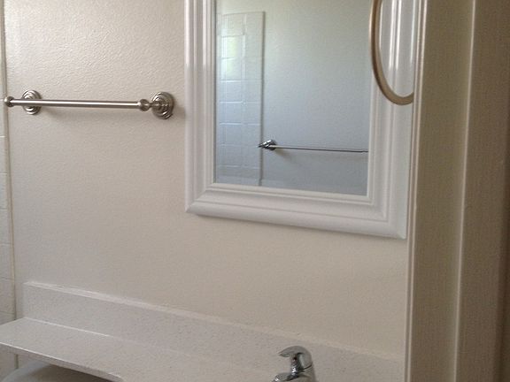 3rd image of 4354-4360 Kansas St #60-05