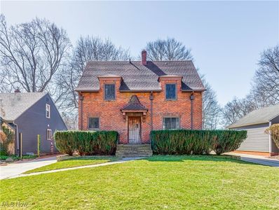 2422 Wyandotte Ave, Cuyahoga Falls, OH, 44223