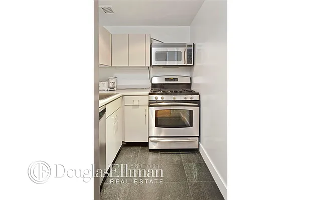 Rented by Douglas Elliman | media 8