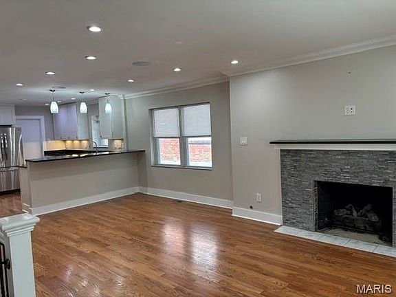 3rd image of 7545 Delmar Blvd