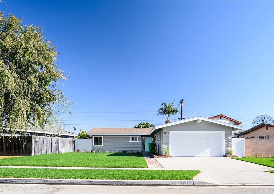 2nd image of 8371 San Clemente Way