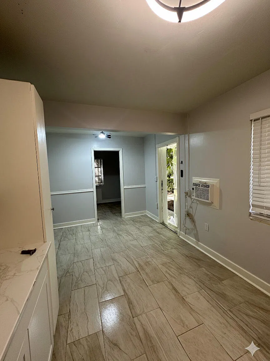 2 bed, 1.0 bath, 700 sqft, $1,625 — Photo 2