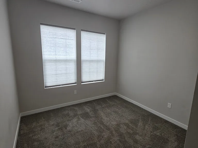 1720 SW Gabar Ct — Photo 17