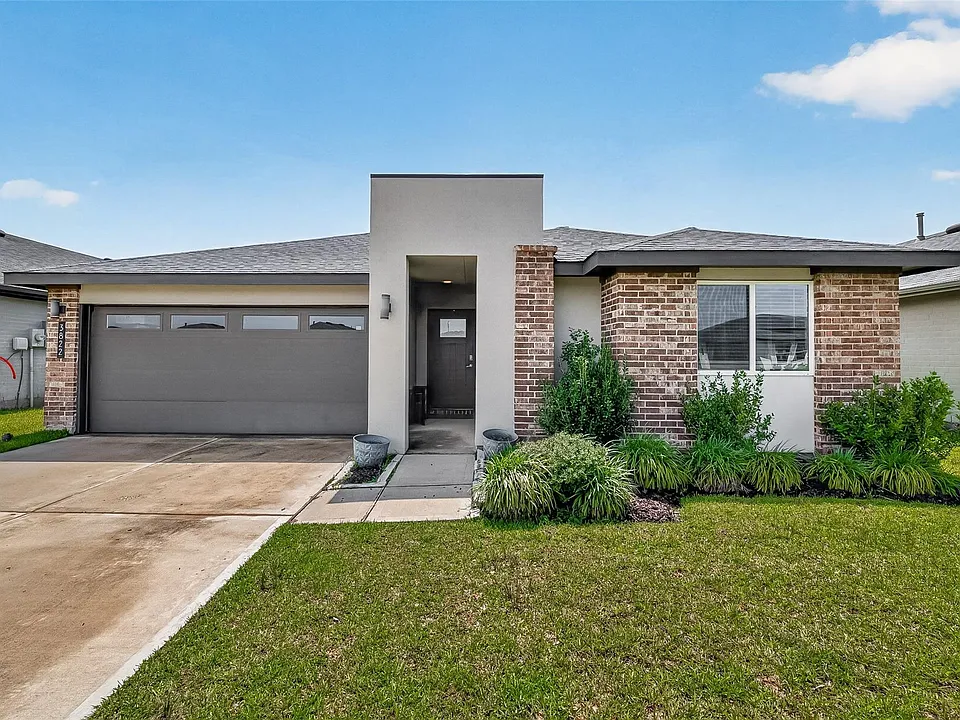 3822 Sparkman Ln