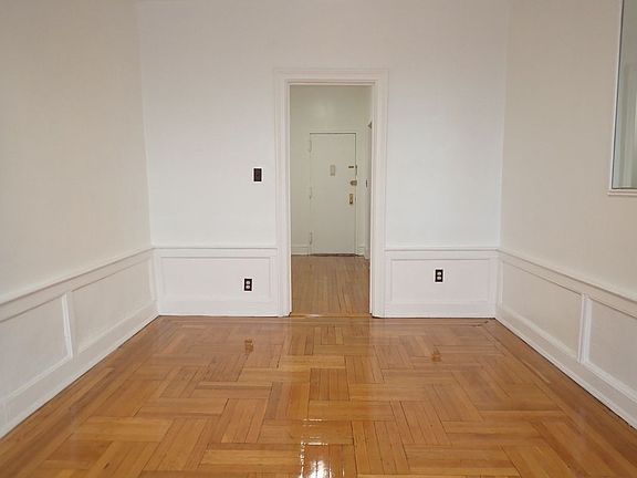 2nd image of 1022 Carroll St APT 1R