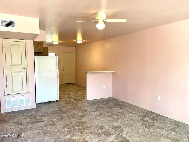445 Gallagher St — Photo 4