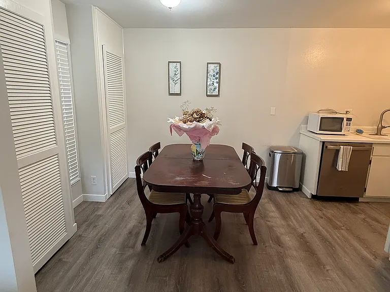 5510 Armitos Ave #9 — Photo 6