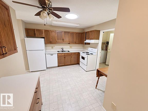 2nd image of 1552 54th St NW