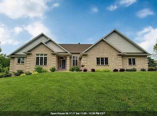 2450 Rocky Way, Green Bay, WI 54313
