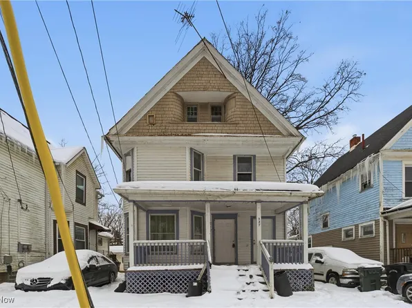 127 Charles Ct, Elyria, OH 44035