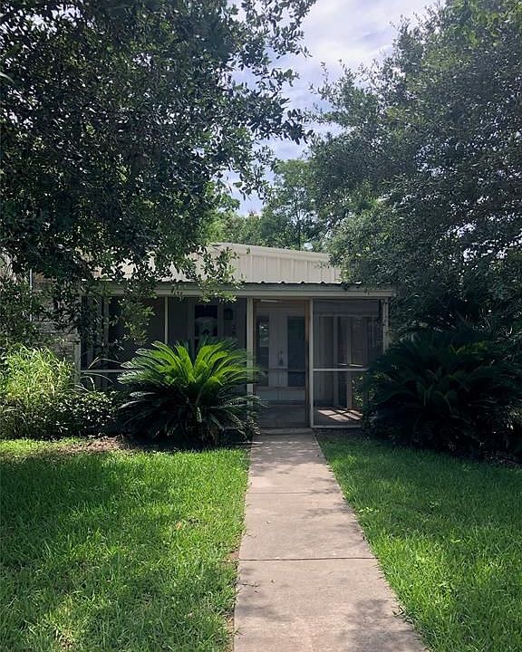 1st image of 3818 Putnam Dr