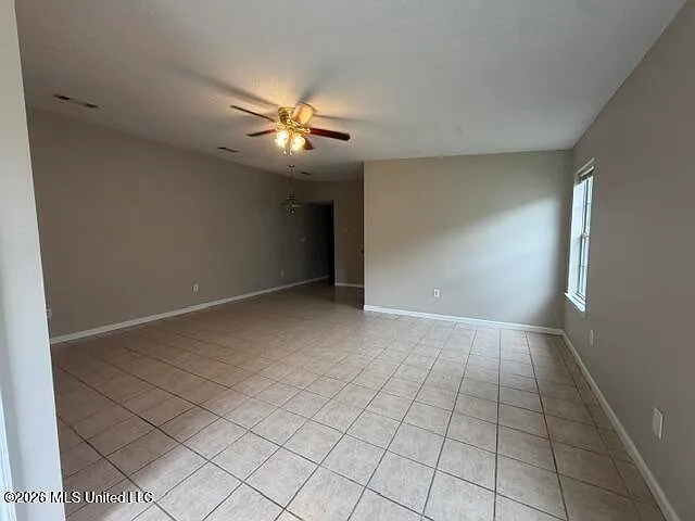 924 Greystone Dr #37A — Photo 3
