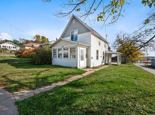 128 N 9th St, Missouri Valley, IA 51555