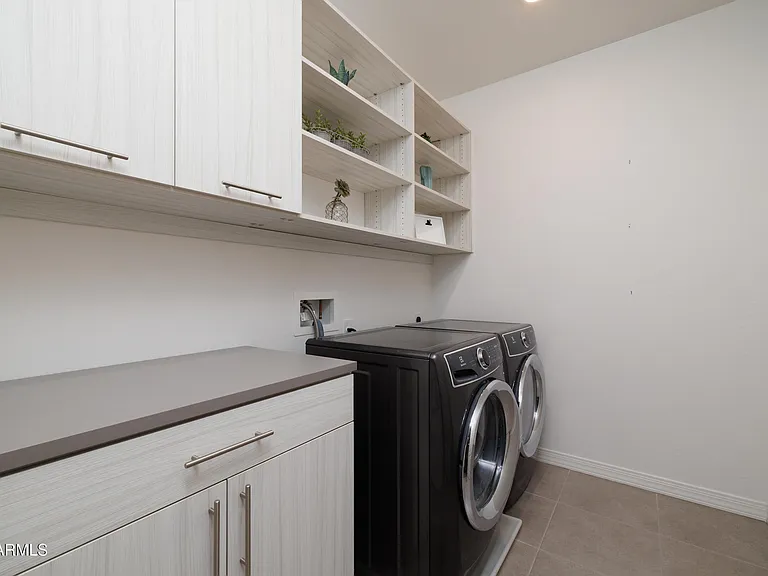 7349 E Vista Bonita Dr — Photo 18