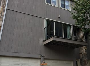 2004 Cherokee Bluff Dr, Knoxville, TN 37920