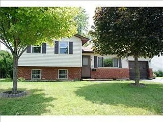 3446 Helen Pl photo 1