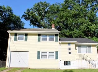 25 Manor Dr, Neptune, NJ 07753