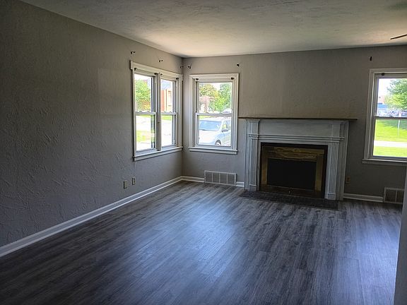 2nd image of 5730 Flint St