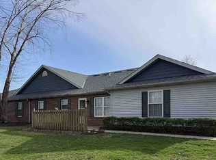 504 Heatherwoods Dr, Elyria, OH 44035