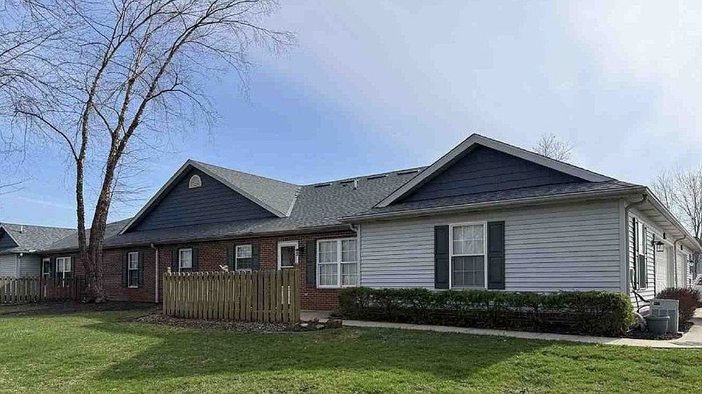504 Heatherwoods Dr - Property Image