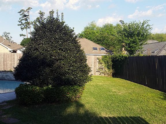 4th image of 2210 Sunrise Oaks Dr