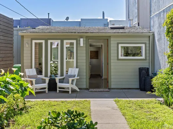 1553 Thomas Ave, San Francisco, CA 94124